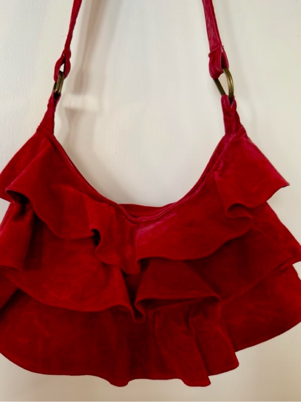 Lizden  Red Ruffle Shoulder Bag - Women